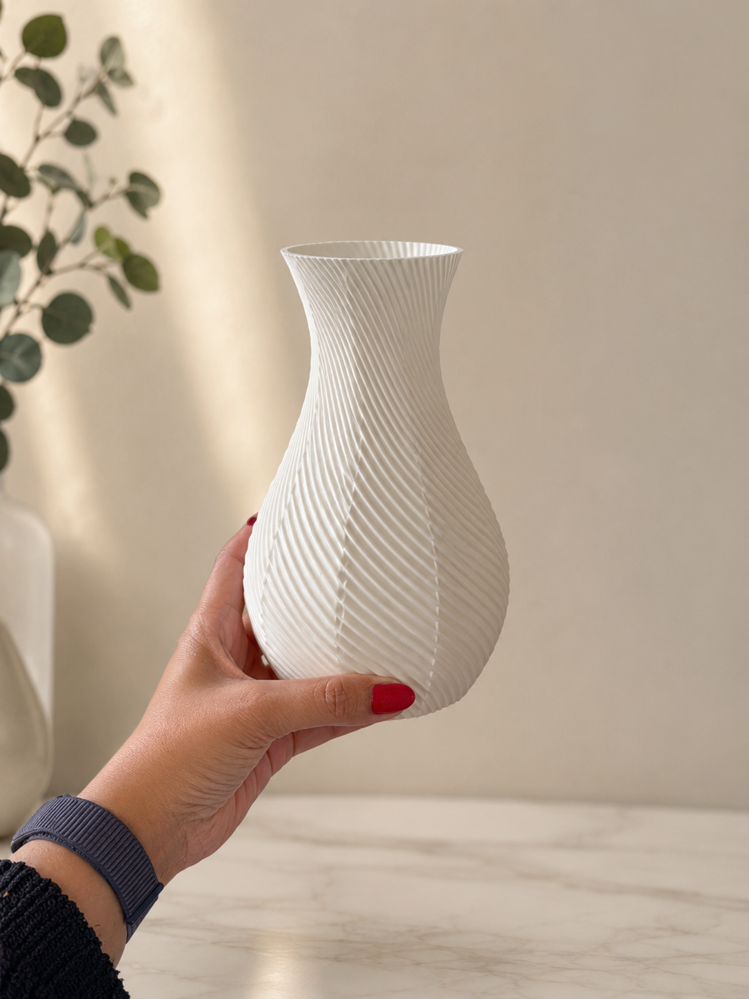 Modern Octagonal Vase - Image 5